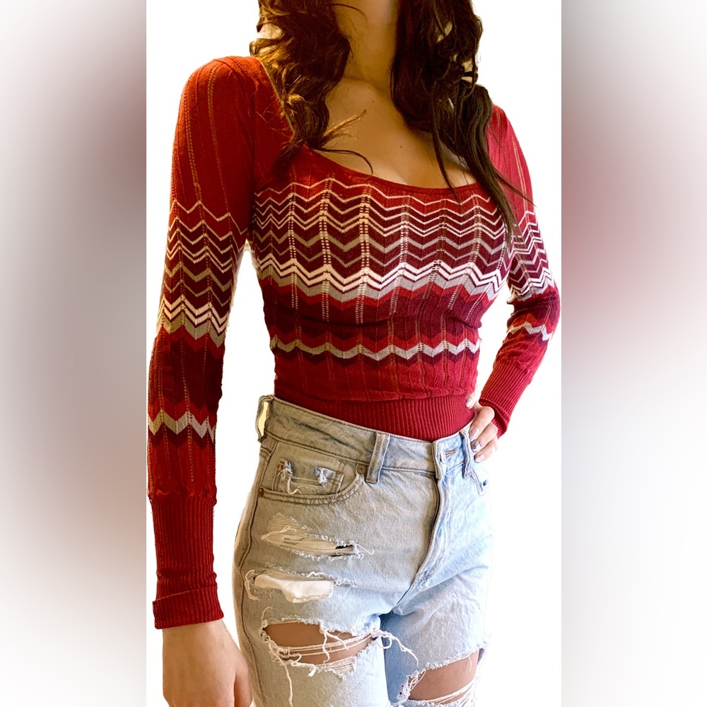 Guess Burgundy Sweater